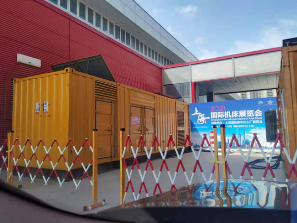 临江发电车出租-发电机无电压或电压太低怎么办？
