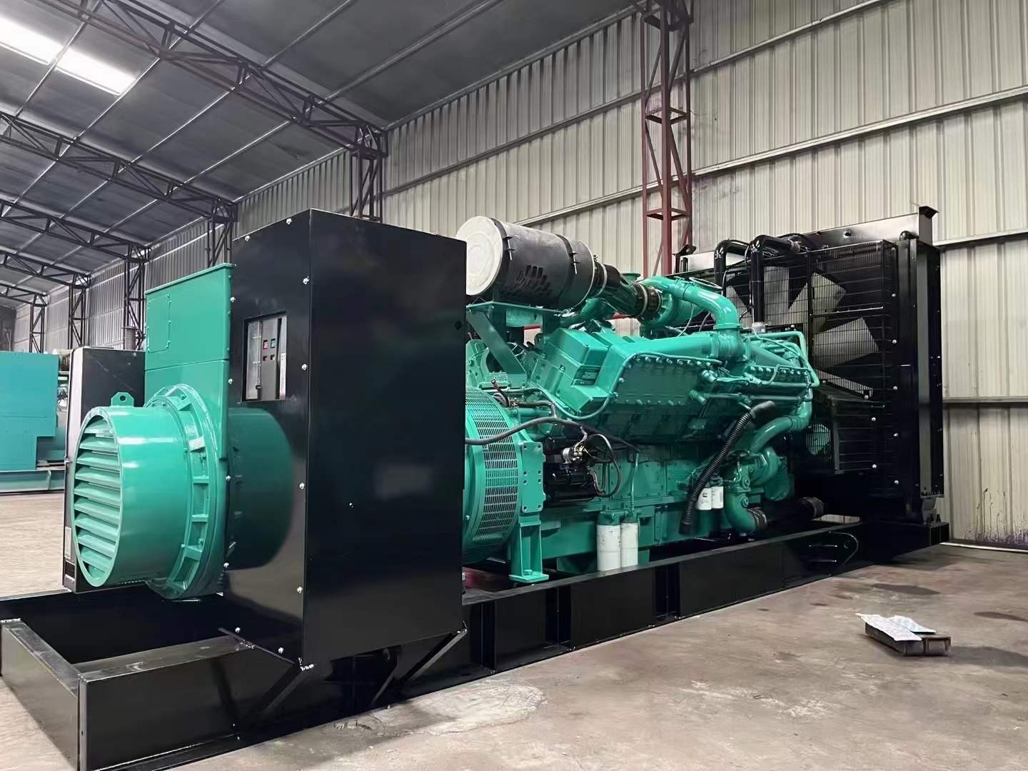 临江如何降低 800kW 柴油发电机输出电流的波动？