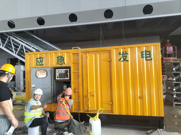 临江怎样判断空气滤清器是否需要更换？